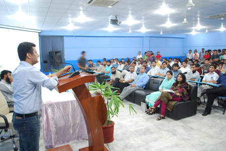 Ali Malik shares IT career propsects with UMT students