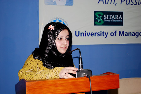 Sundus Soleri, Coordinator CENTIN, anchors the seminar proceedings